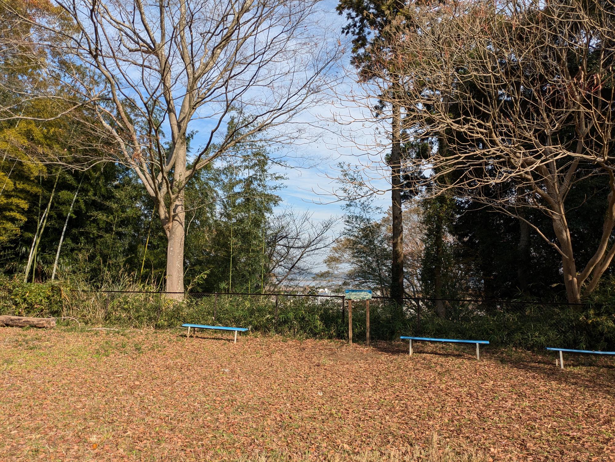 広場(宿内公園)
