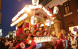 江戸時代から続く佐倉の秋祭りは、山車や御輿が旧城下町を練り歩く、伝統の祭りです