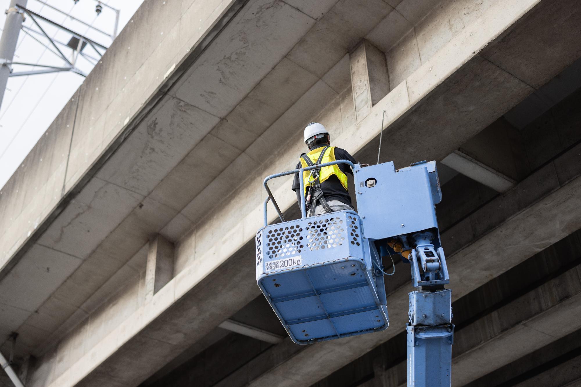 橋梁補修工事事業