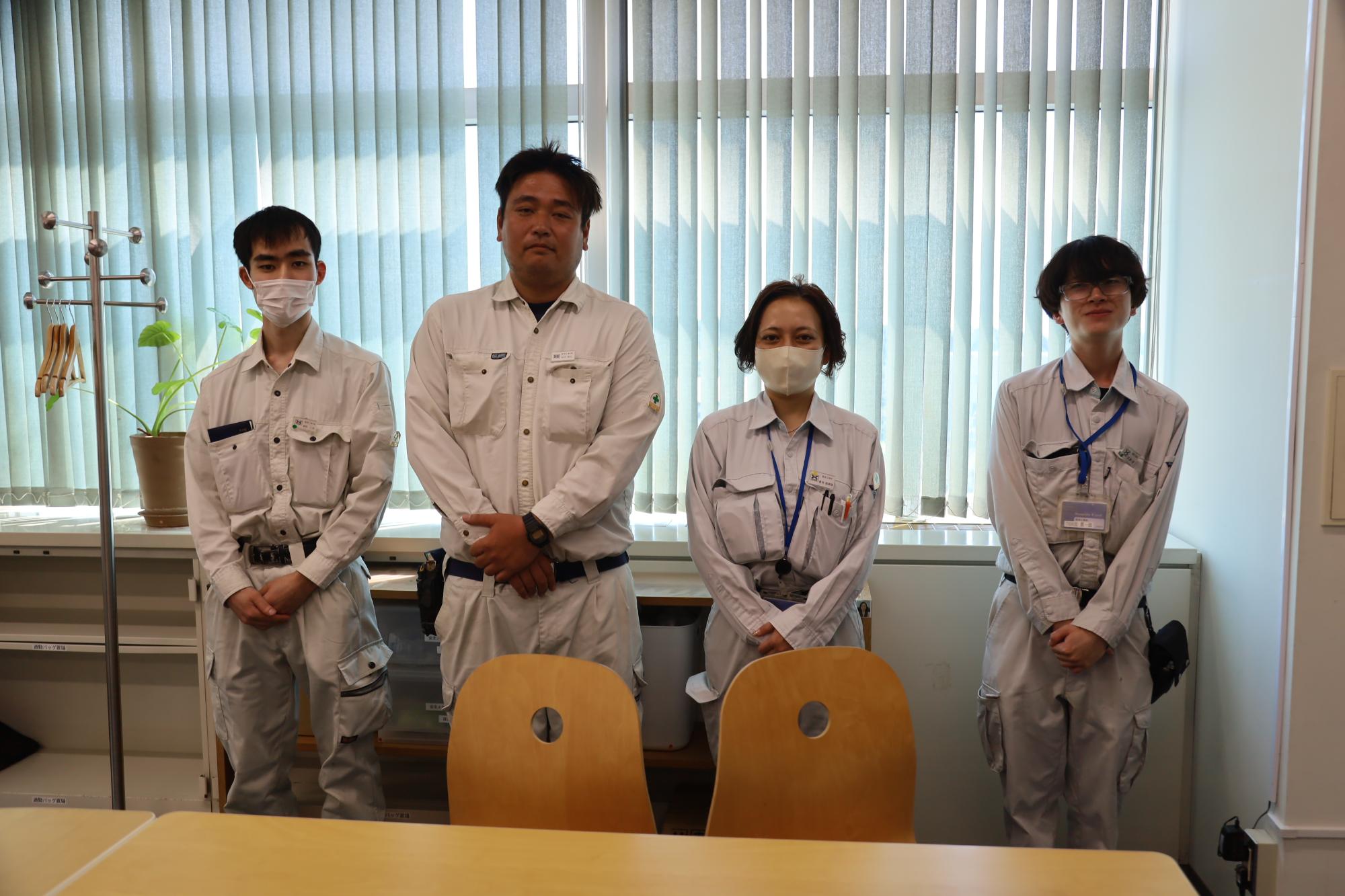 一緒に働く方と一緒に